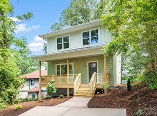120 White Fawn Pl, Asheville, NC 28801