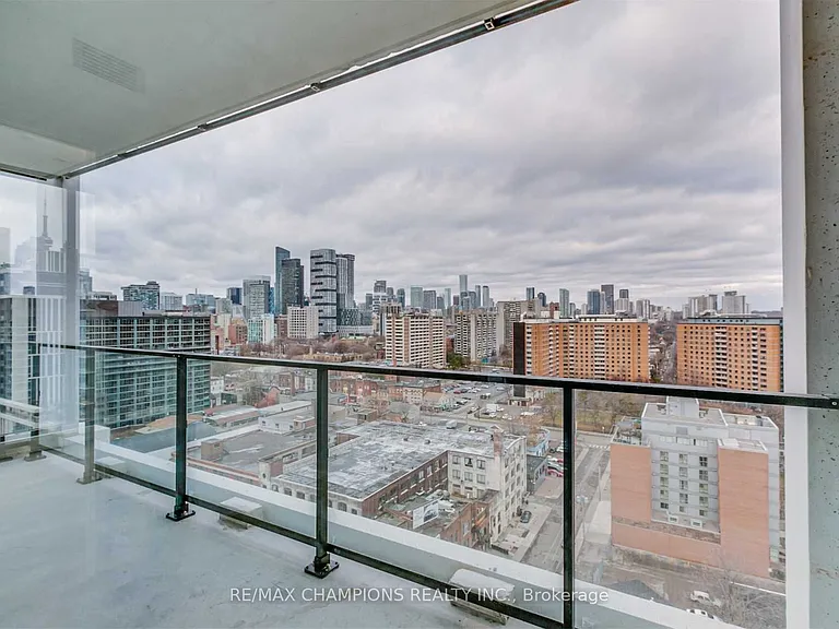 55 Ontario St #1209 — Photo 14