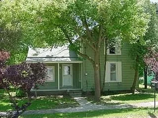 236 Greeley St photo 1