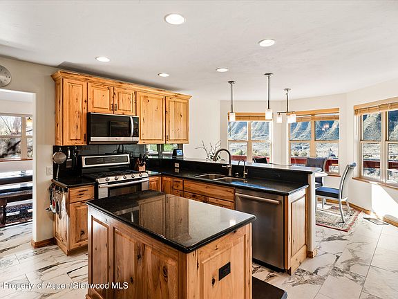 4th image of 367 Faas Ranch Rd