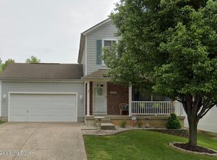 9801 River Trail Dr, Louisville, KY 40229