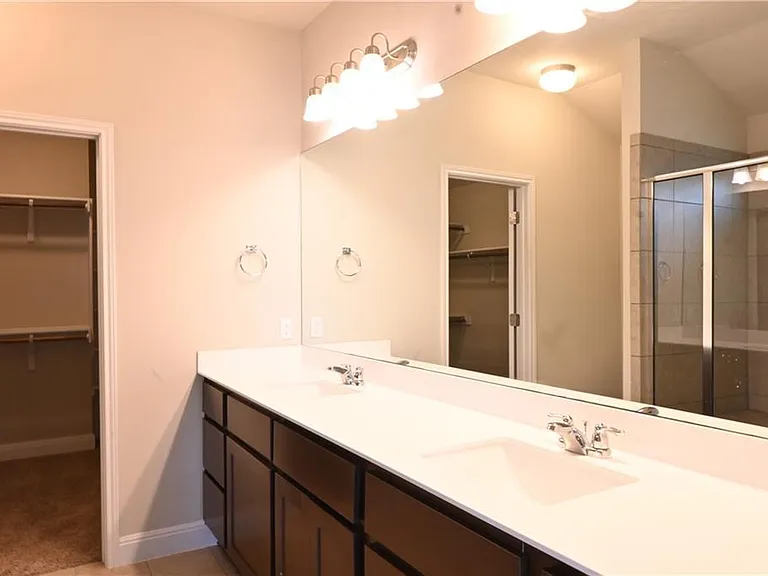 124 Gray Wolf Dr — Photo 31