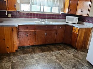 201 3rd St NW #199, Barberton, OH 44203