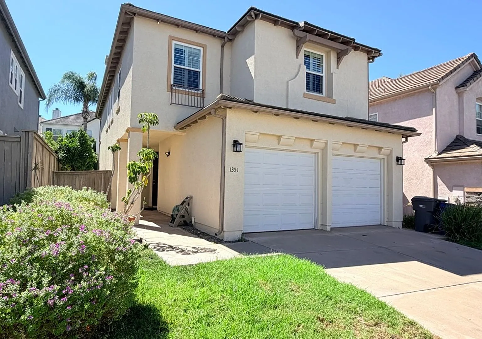 Large home in Ivey Ranch!! — Photo 1