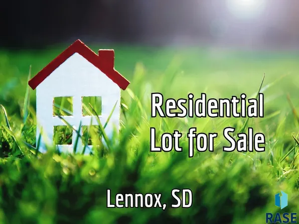 1013 W 4th Ave, Lennox, SD 57039