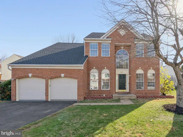 9193 Matthew Dr, Manassas Park, VA 20111
