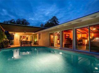 950 Apokula St, Kailua, HI 96734