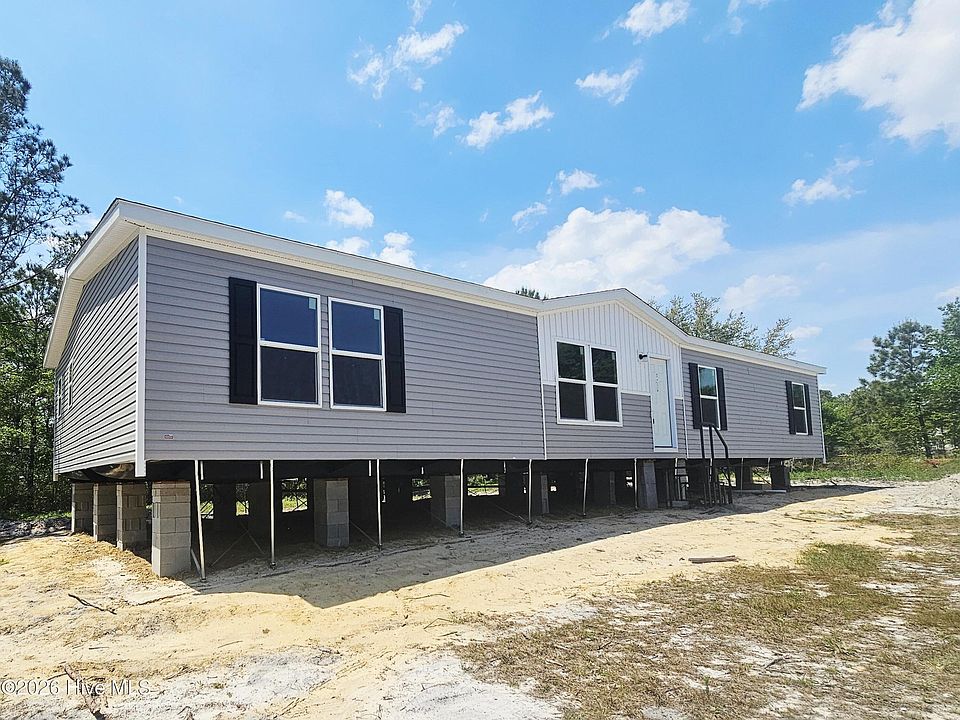 1st image of 109 Mockingbird Lane