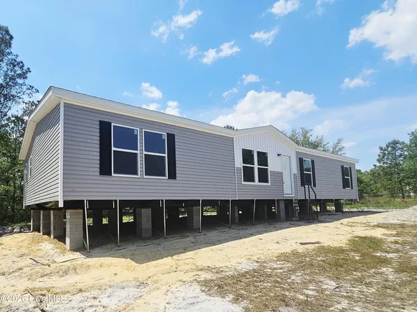 109 Mockingbird Lane, Holly Ridge, NC 28445