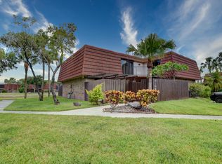 8109 Boca Rio Dr, Boca Raton, FL 33433