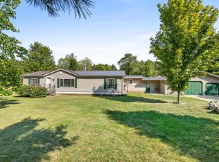 20370 Indian Dr, Paris, MI 49338