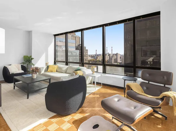 420 East 61st Street image 19 of 27