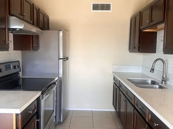 1820 W Mulberry Dr, 1820 W Mulberry Dr APT 203, Phoenix, AZ 85015