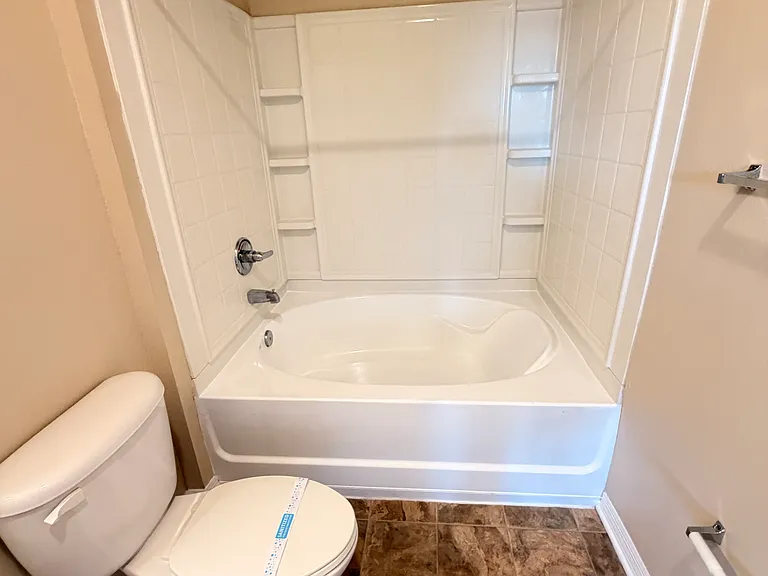 1700 Villa Capri Cir #213 — Photo 15