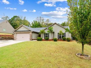 519 Lena Dr, Hoschton, GA 30548