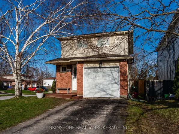 104 Hickling Trl, Barrie, ON L4M 5T4