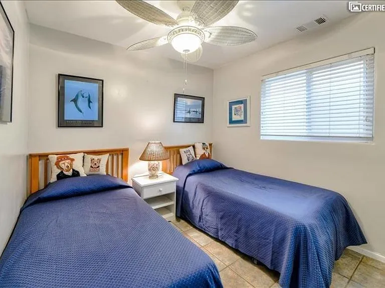 5118 W Point Loma Blvd — Photo 10