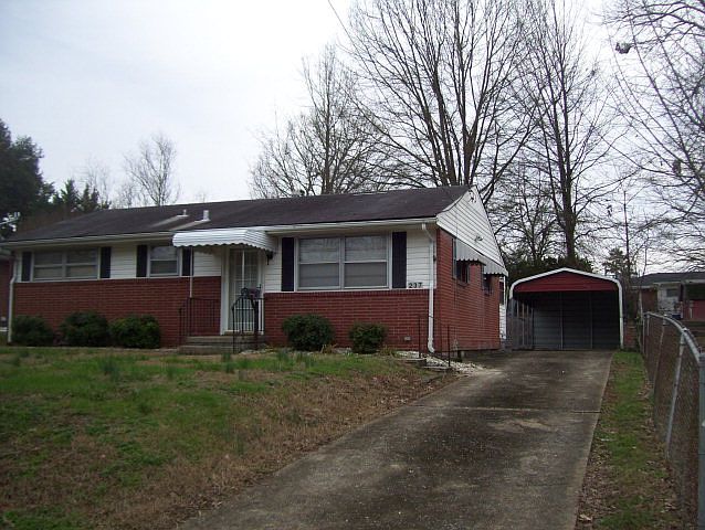 1st image of 237 Meadowbrook Dr