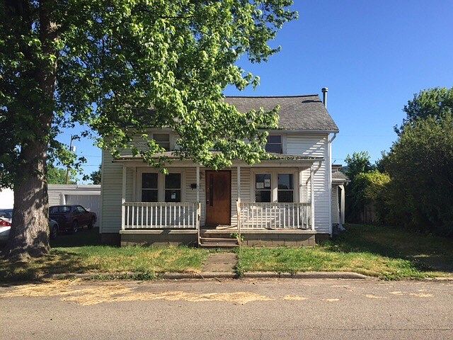 1st image of 963 Dayton St