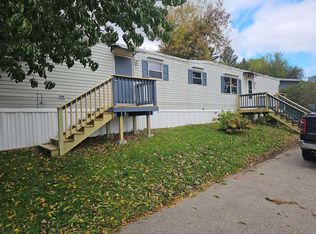601 N Main St, Fall River, WI 53932