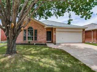 13429 Dove Ranch Rd, Fort Worth, TX 76115