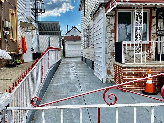 2nd image of 104-46 121st St