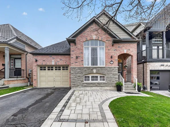 25 Loughlin Hill Cres E, Ajax, ON L1Z 1P8