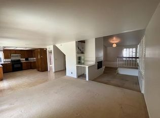 14832 Braeburn Rd, Tustin, CA 92780