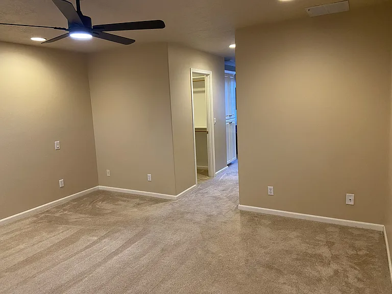 2835 Eastlake Dr SE — Photo 13