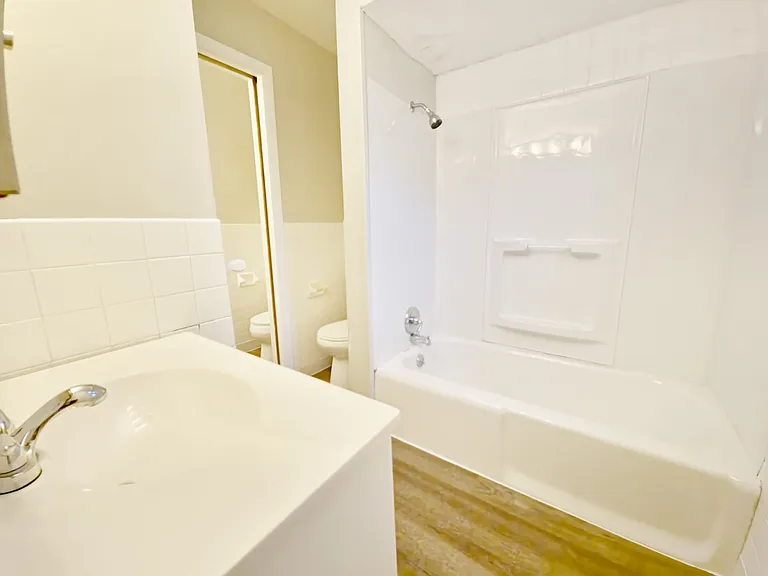 3427 Westbury Rd #1 — Photo 15