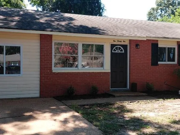 121 Duval Ct, Hampton, VA 23669