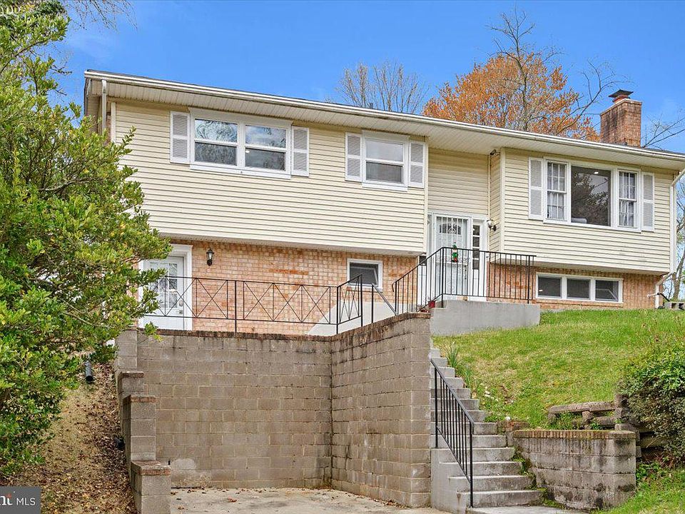 1st image of 7504 Harpers Dr