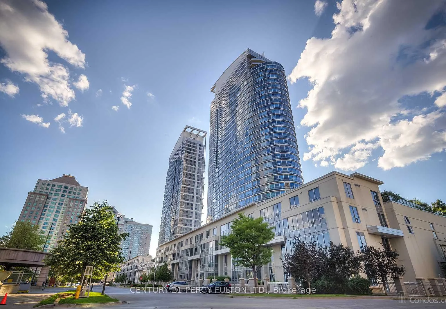 2 bed, $2,600 — Photo 1