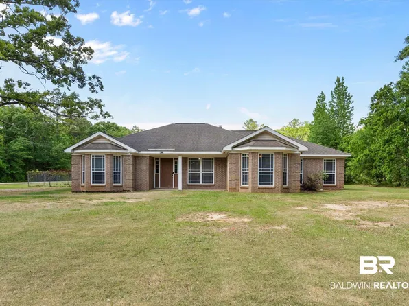 310 W 10th St, Bay Minette, AL 36507