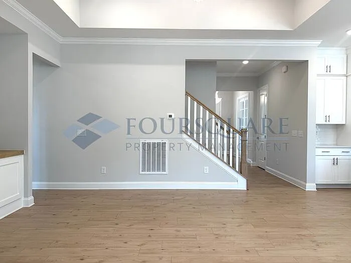 8156 Baronleigh Ln — Photo 31