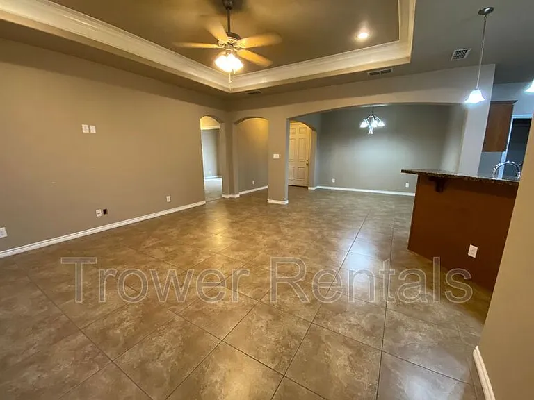 3406 Bastrop Ave — Photo 9