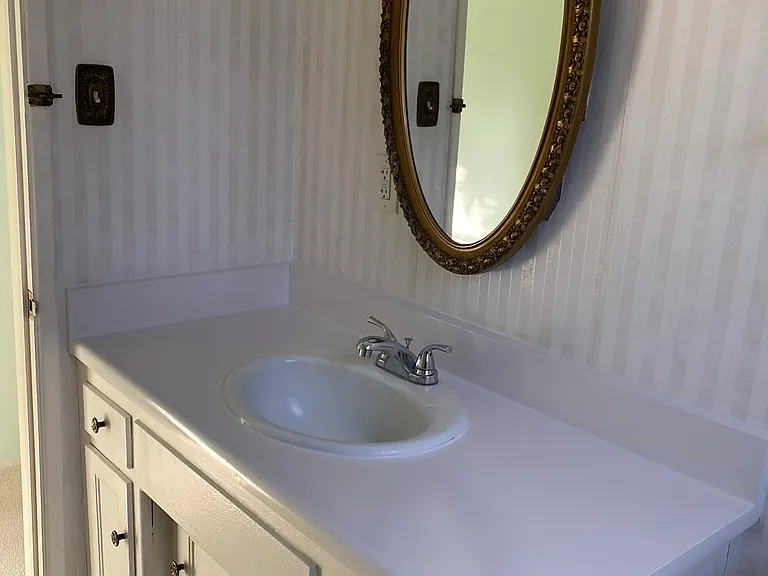 2347 Josie Ave — Photo 8