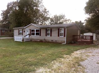 715 N 7th St, Benld, IL 62009