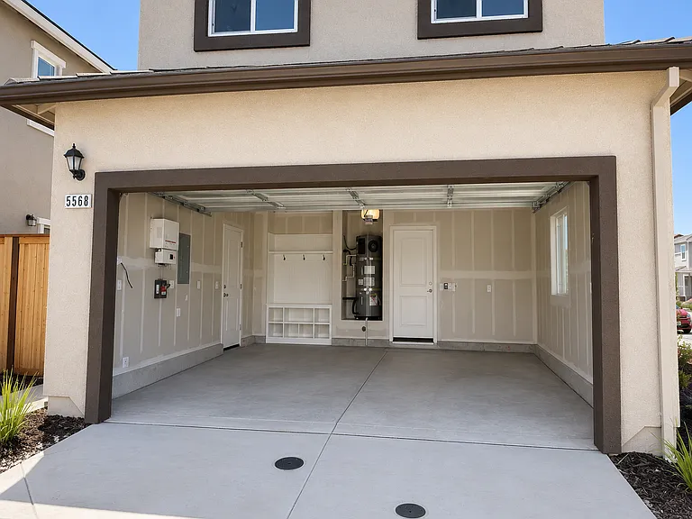 5568 Molino Cir — Photo 12