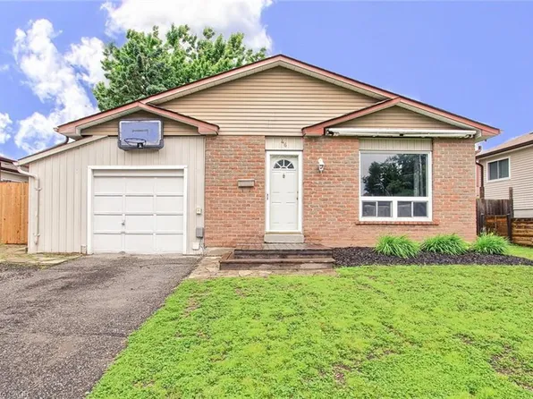 46 Austen Ln, Barrie, ON L4N 5C7