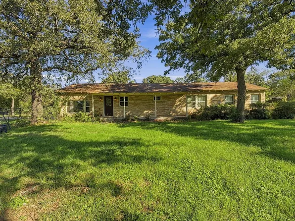 2815 McPherson Rd, Fort Worth, TX 76140