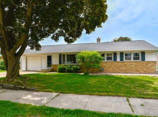 1524 Gatewood St, Green Bay, WI 54304