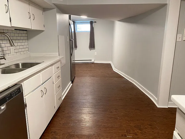 1002 N Aurora St — Photo 18