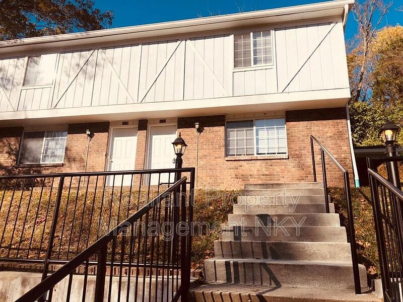 1st image of 1224 E Henry Clay Ave