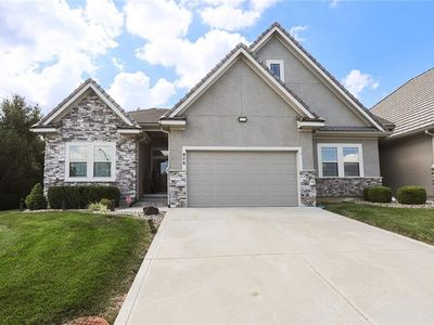 835 NE Lone Hill Dr, Lees Summit, MO, 64064
