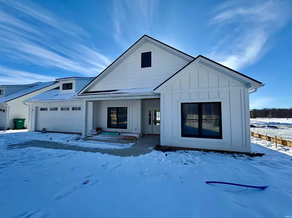 2220 E 250 North Rd, Bluffton, IN 46714