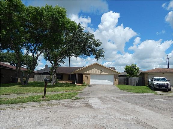2nd image of 3745 Piedra Creek Dr