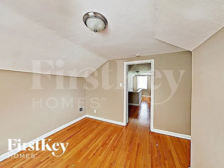 11251 Old Halls Ferry Rd — Photo 13