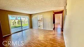 5 bed, 3200 sqft, $5,700 — Photo 3