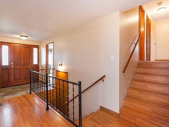 4th image of 1024 Catherine St